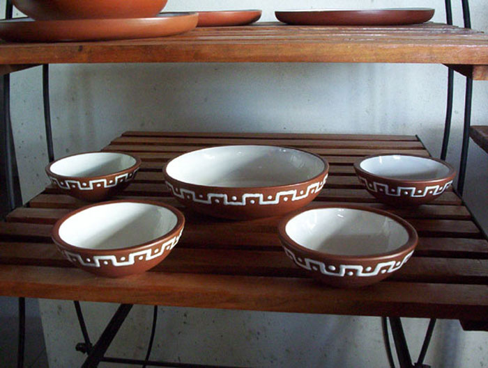 Juego de gres vajilla. Neuquen.